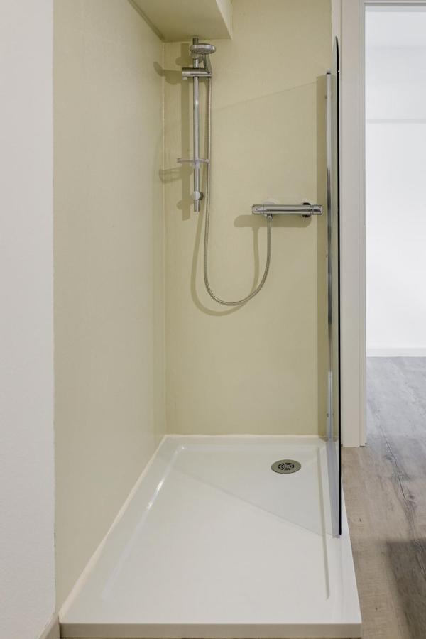 Bandiera 68 Apartment Cagliari Luaran gambar