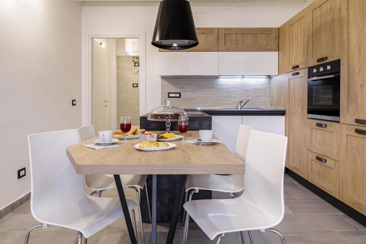 Bandiera 68 Apartment Cagliari Luaran gambar