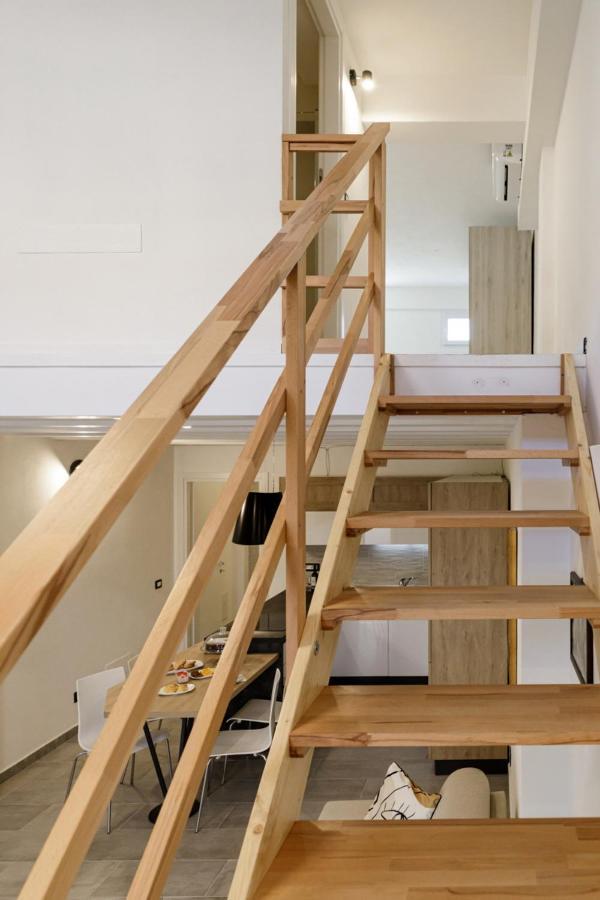 Bandiera 68 Apartment Cagliari Luaran gambar